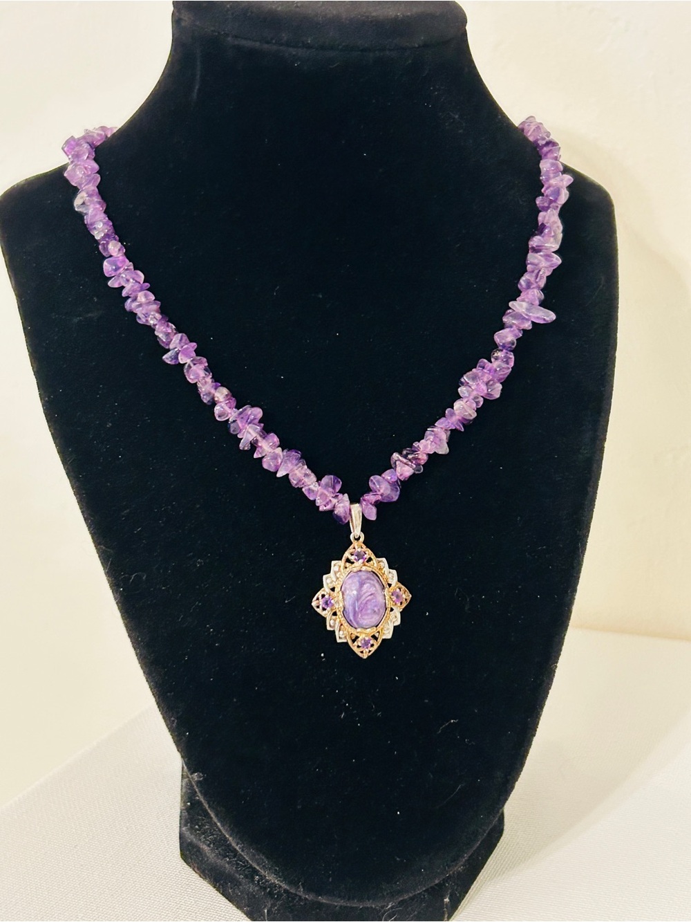Purple Amethyst Chip Necklace with Silver Tone Pendant